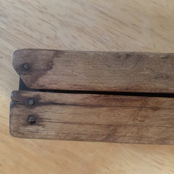 Vintage Antique Wooden Lemon press Juicer Squeezer kitchen primitive old wood - Picture 4 of 16